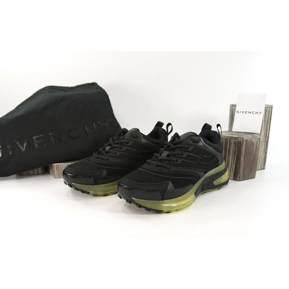 Givenchy GIV 1 Black Calf Leather Oversize Sneakers 38.5 NIB - Picture 4 of 12
